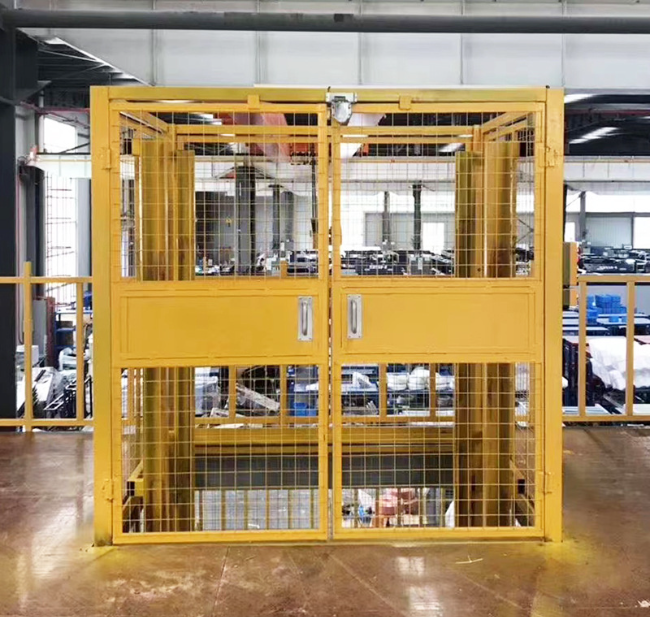 弋阳智能导轨式升降机亮相