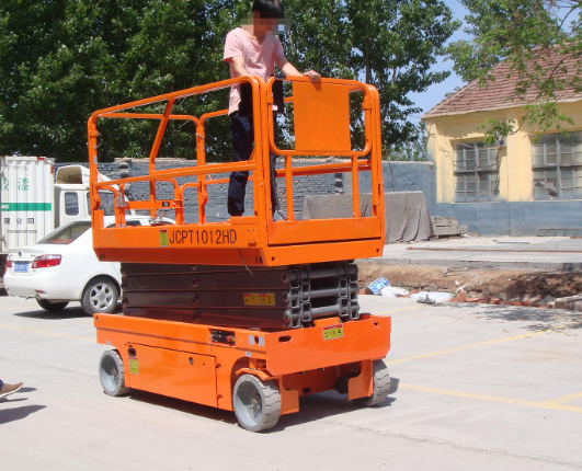 弋阳移动式升降平台规格与使用规范